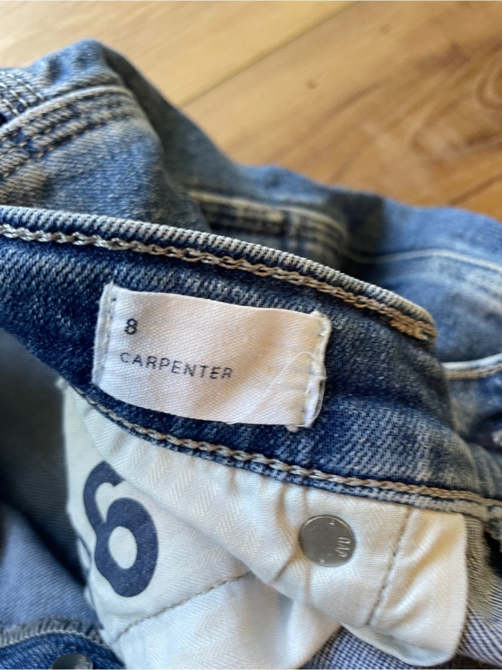 GAP High-Rise Straight Leg Carpinter Jeans‎ in Medium Blue Wash - Picture 7 of 9